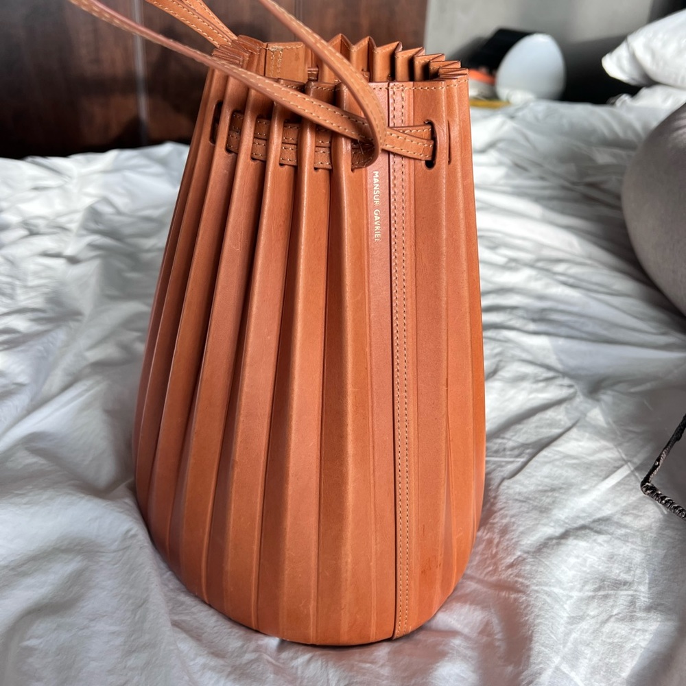 Mansur Gavriel pleated leather bucket bag